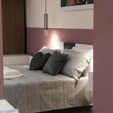 300m Dal Duomo - Due Magnifici Moderni Apartament *