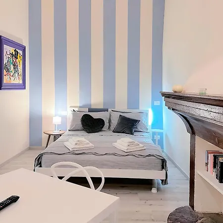 300 M Dal Duomo - Due Magnifici Moderni Apartamento Modena