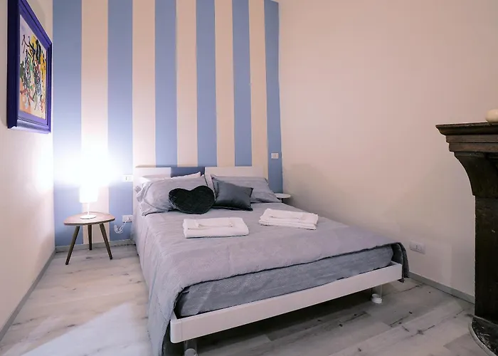 300m Dal Duomo - Due Magnifici Moderni 公寓 摩德纳